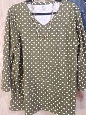 3/$20 💰 Kim Rogers Olive Green Polka Dot V-Neck Top Tunic Casual Cotton XL